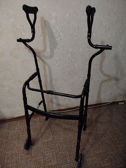 Ходунки с поддержкой под мышки 2в1