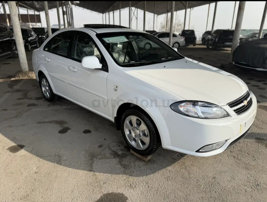 Jentra sotiladi yengi