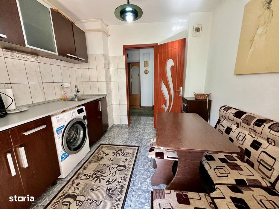 Apartament de inchiriat, 2 camere, decomandat, 50 mp, Nicolina