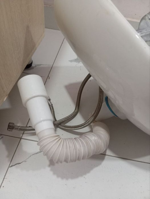 Rakovina sotiladi !!! Shnurlari bilan birga !!! Holati yaxshi