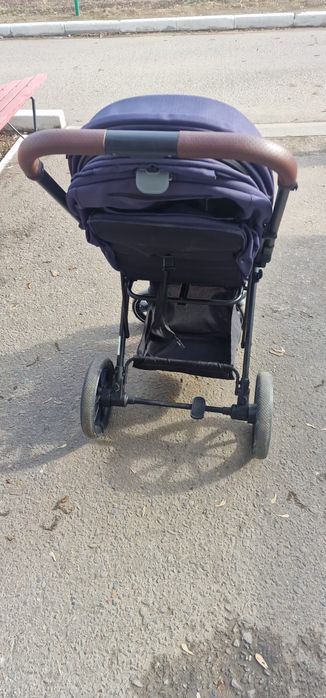 Коляска прогулочная, всесезонная