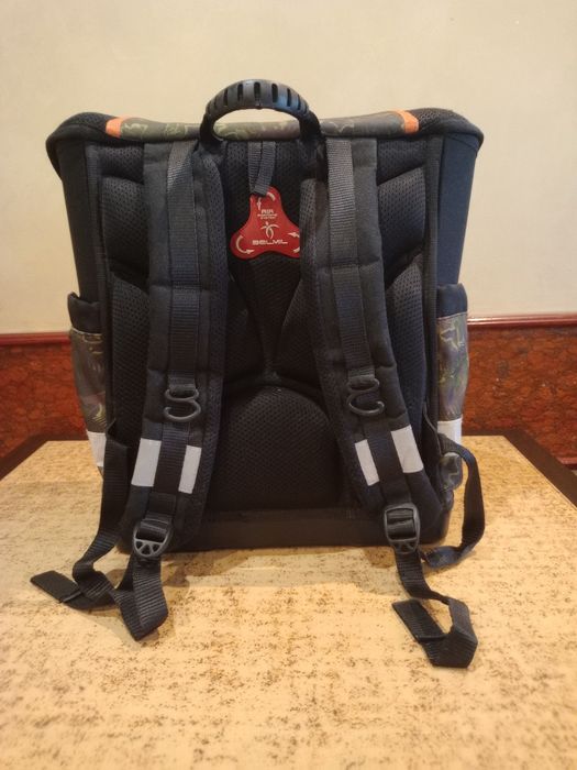 Ергономична ученическа раница-кутия Belmil