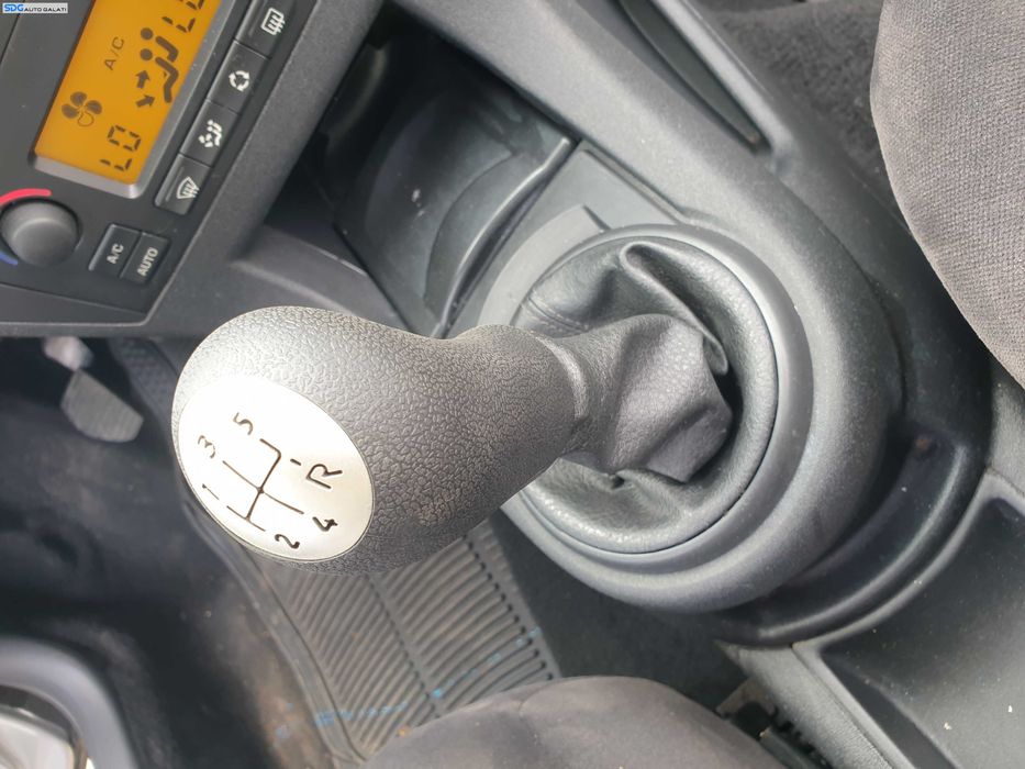 Nuca cu Manson Maneta Schimbator Cutie Manuala 5 Trepte Citroen C4 2004 - 2011 [Q0566]