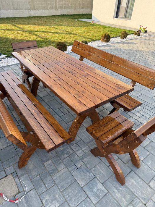 Mobilier pentru exterior/ mese si banci pt terasa