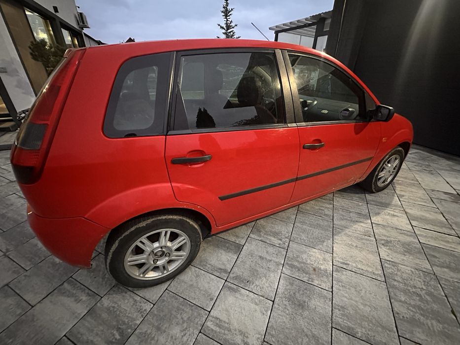 FORD Fiesta 2004 — imagine 13