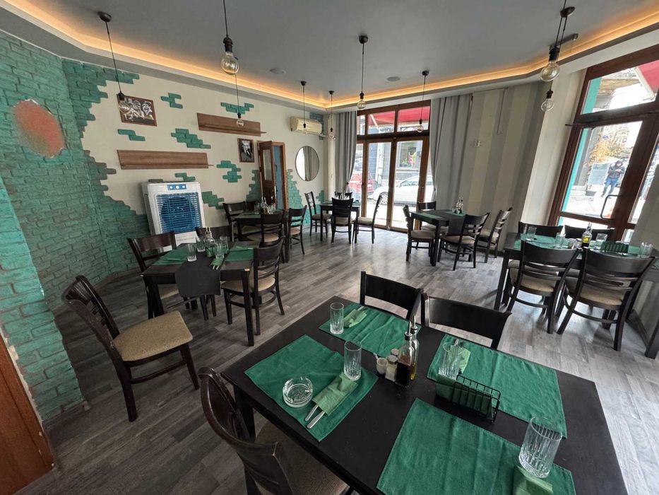 Дава се под наем Заведение в София, Център - 97 кв.м за 2493.39 € - Снимка #2