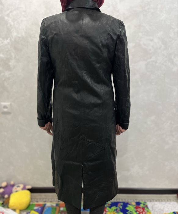 Кожаные куртки женская