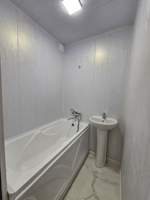 Продаётся 2х комнатная квартира на 3м этаже в 4х этажном доме.