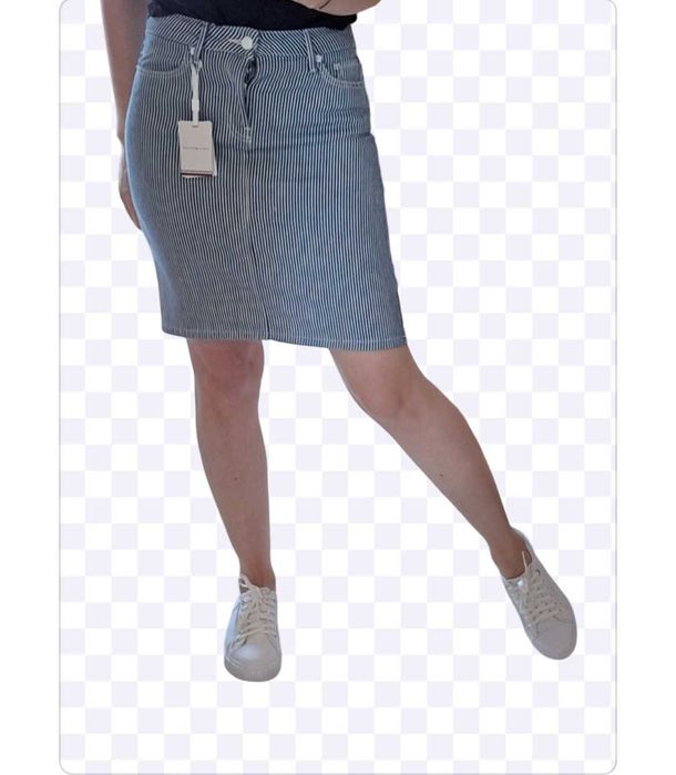 Fuste, noi, cu eticheta. Tommy Jeans,CalvinKlein. My Clothes pe Fb