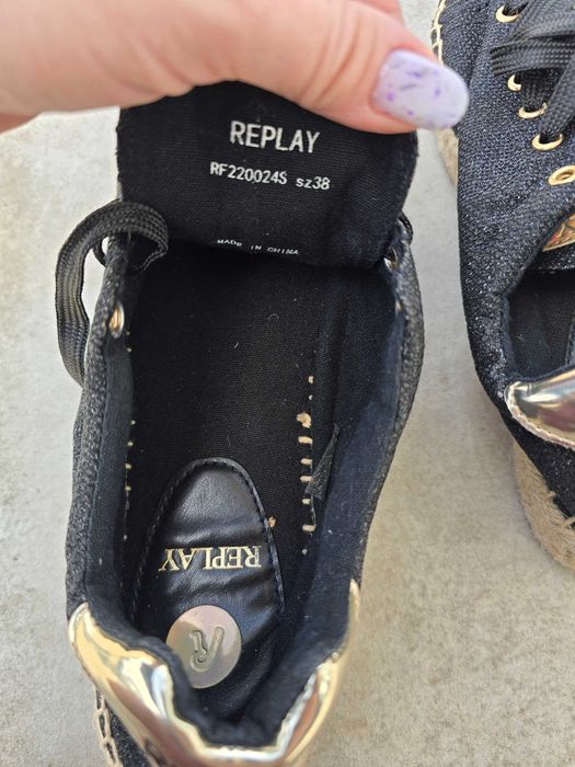 Vand espadrile tip sneakers, purtati o singura data..Replay,marimea 38