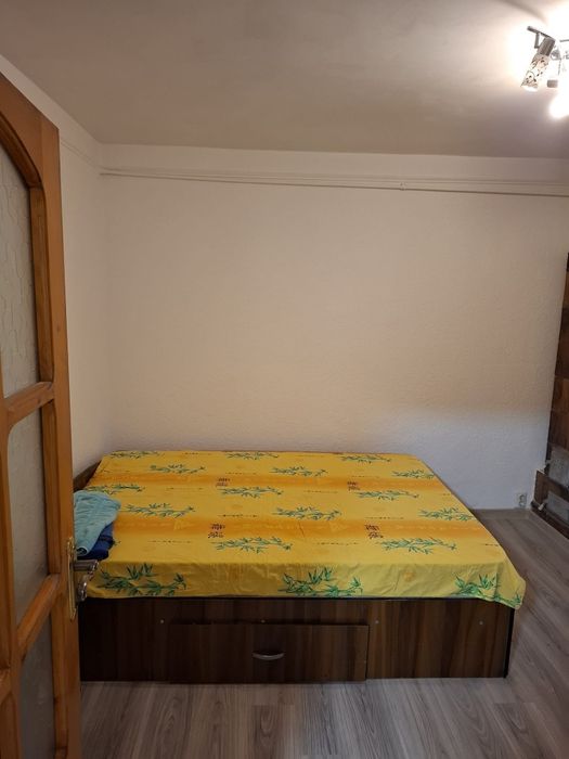 Apartament de închiriat