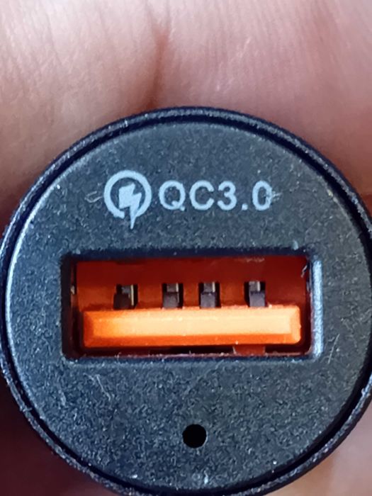 продам автомобильные зарядки