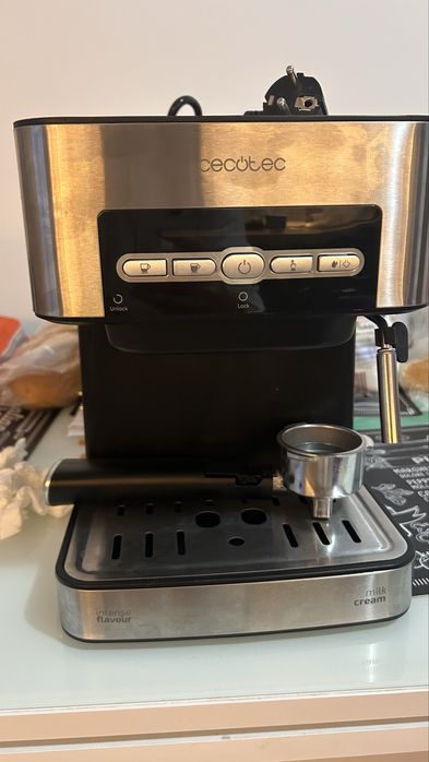 Espressor Cecotec 850 W