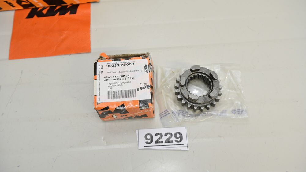 Husqvarna Svartpilen 250 401 2018 2023 Pinion treapta a 6 a de viteza