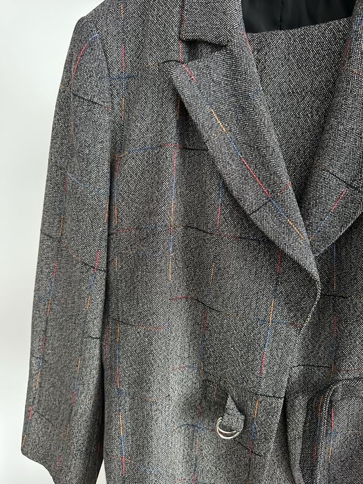 Costum cu pantaloni Masura M