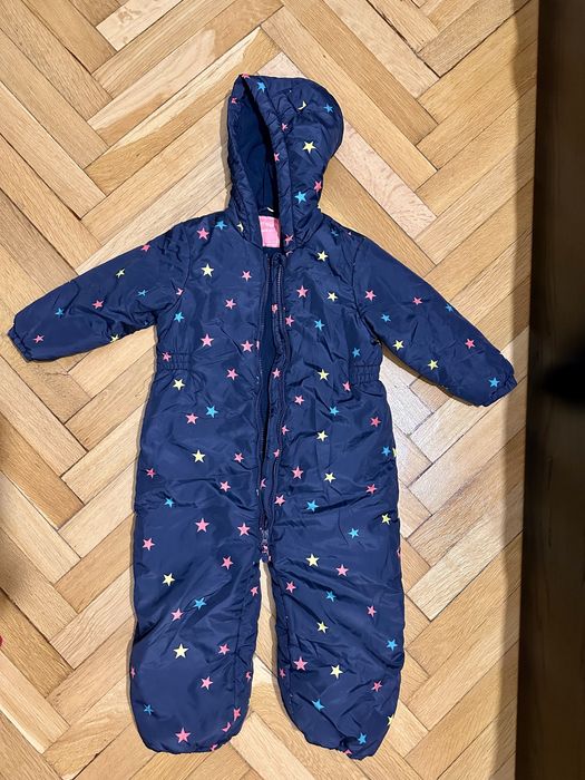 Vand haine fetita masura 104 noi sau stare excelenta