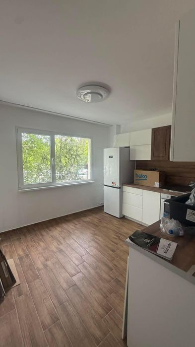Дава се под наем Тристаен апартамент в София, Сухата река - 82 кв.м за 747.66 € - Снимка #2
