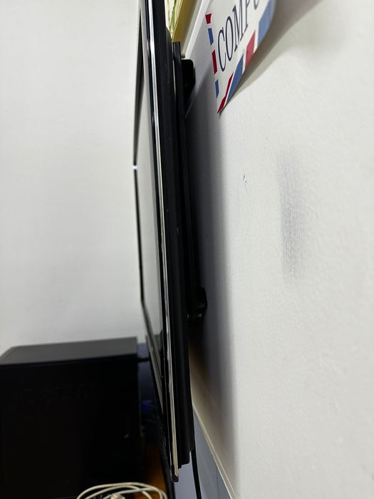 Продам срочно четыре телевизора