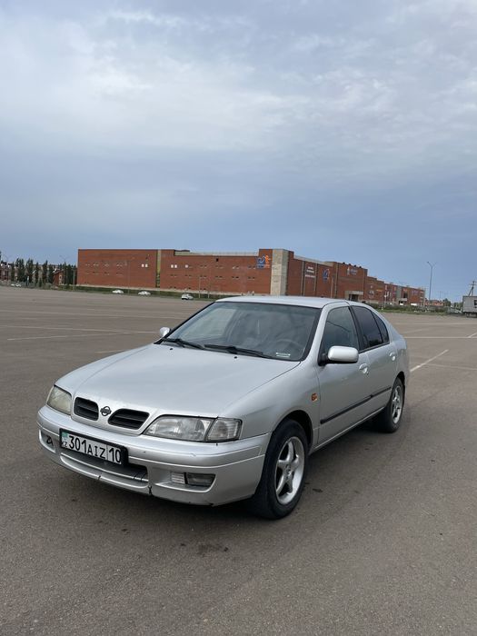Nissan Primera P11