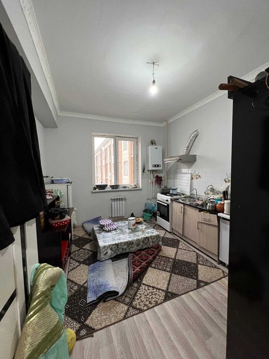 Zardorda uy sotiladi