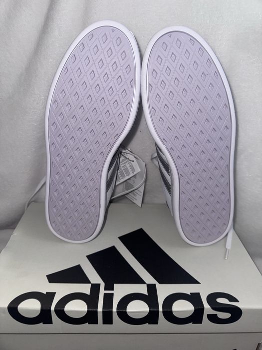 Маратонки adidas