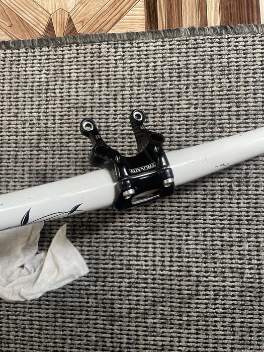 Vand Furca Marzocchi 380 C2R2 Titanium 26/27.5 + Pipa Truvativ