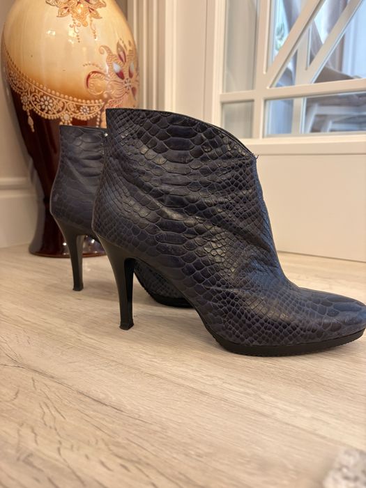 Продам ботильоны