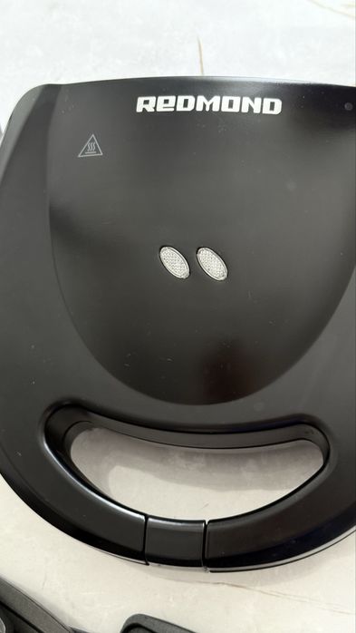 Продам мультипекарь Редмонд вафельница