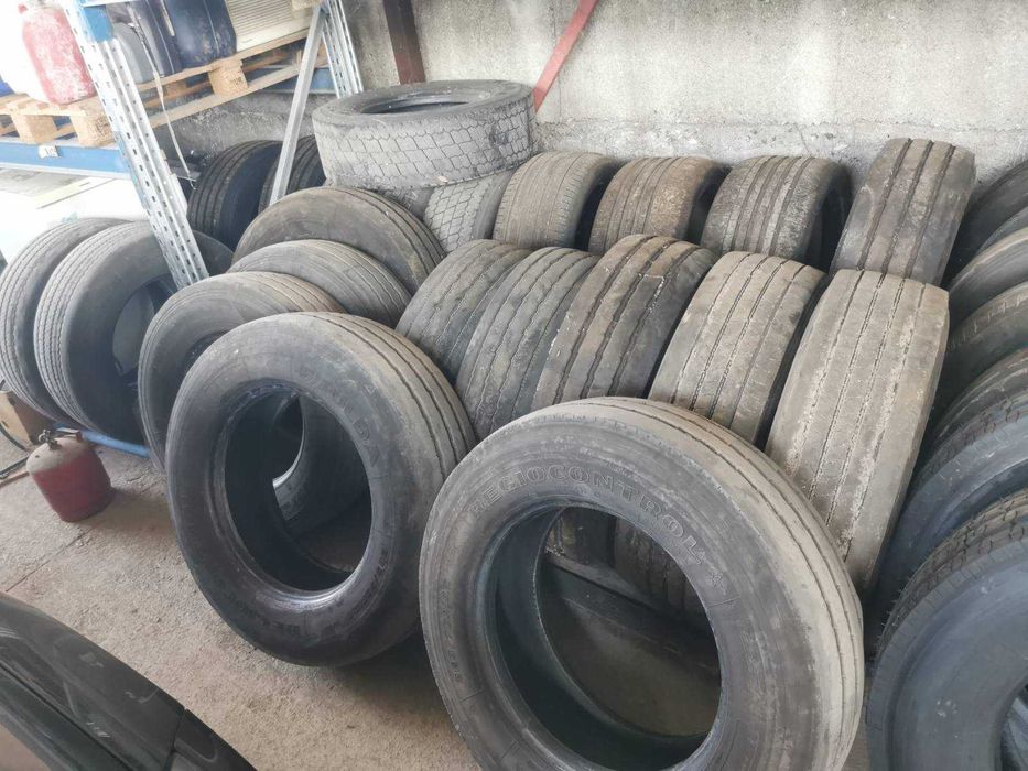 Продавам Гуми за камион 215х75х17.5 / 235х75х17.5 / 265х70х19.5