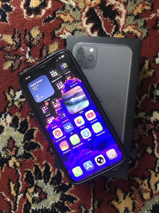 Продам iPhone 11 Pro Max 256 гб