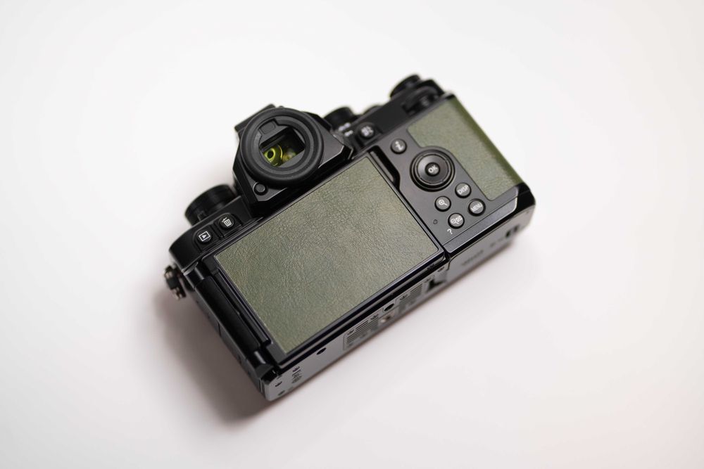 Nikon Zf - Moss Green