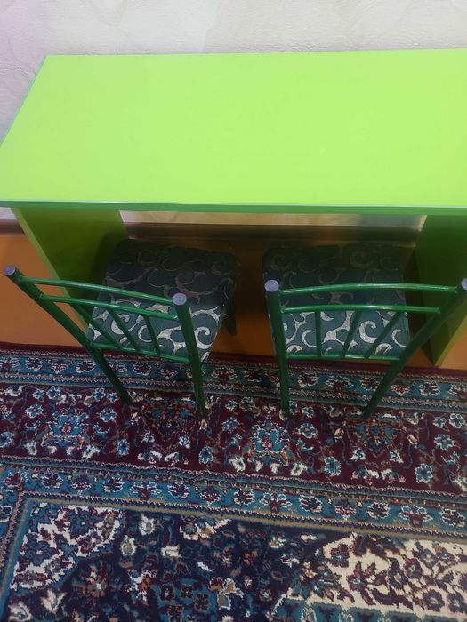 Парта для младших детей