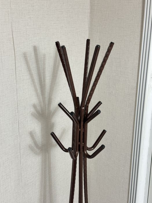 Вешалка для верхней одежды