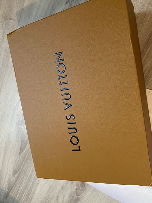 Geantă Louis Vuitton