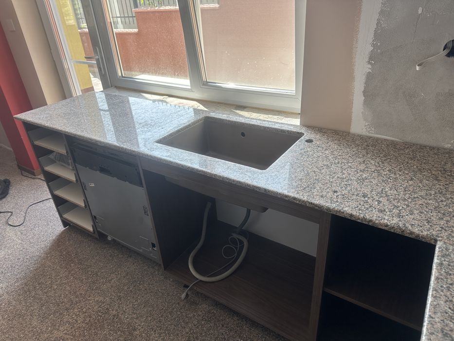 Подпрозоречни первази и шапки от врачански  варовик , облицовка камини