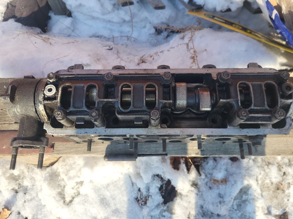 Продам головку ваз 2109