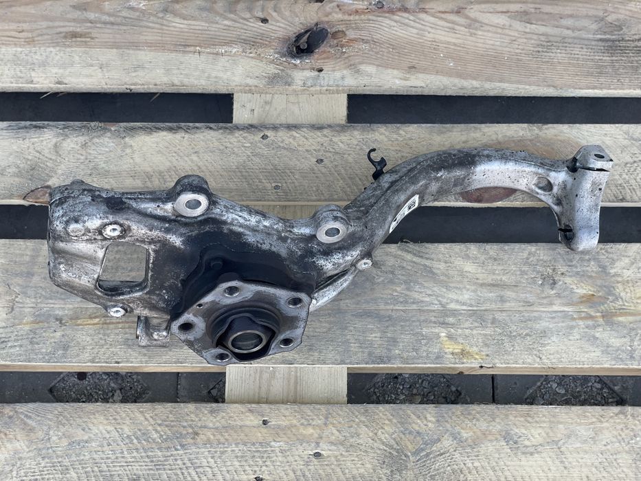 Преден десен шенкел AUDI Q5 / SQ5 80A407560