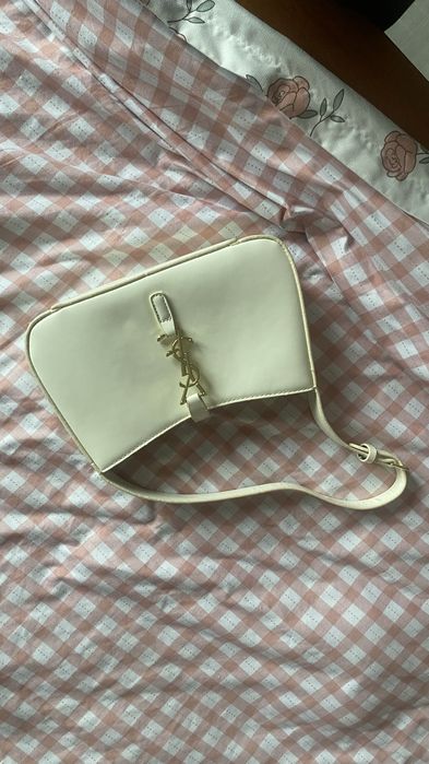 Продам сумочки.