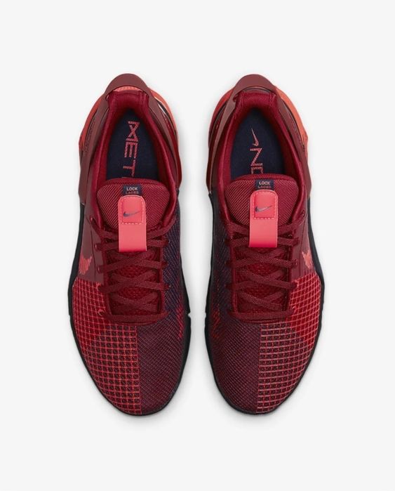 Nike Metcon 8 Flyease