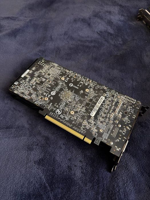 Продам видеокарту RX570 gaming