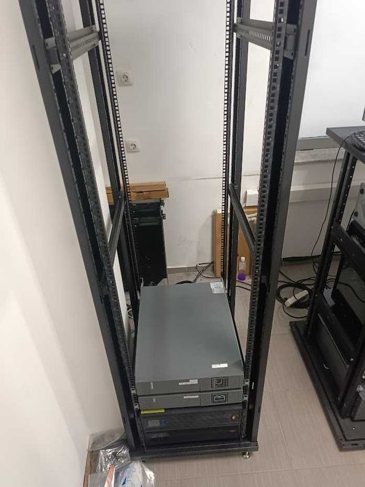 Сървърни шкафове / server racks 42U/45U
