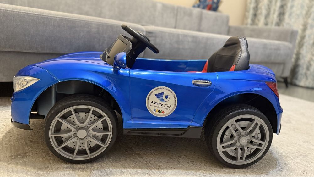 Машина детская BMV