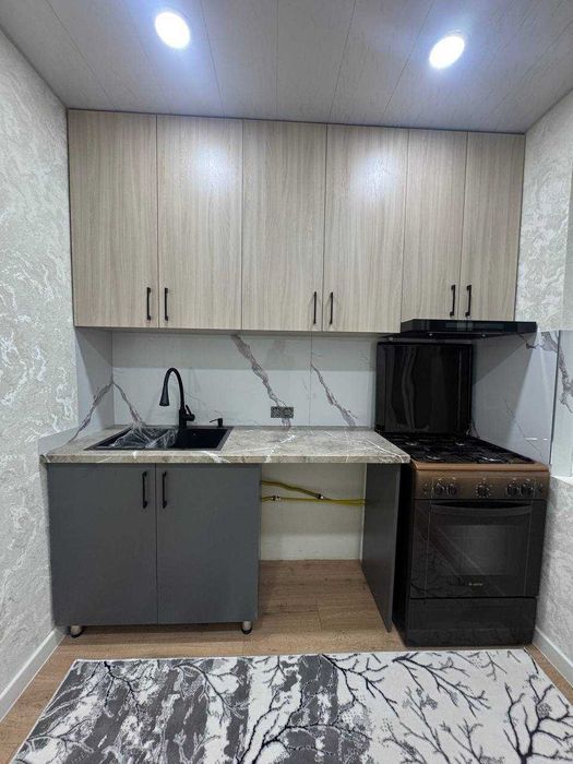 2 комнатная новый ЕВРО ремонт 45м2, ориентир Фархадский Г9а