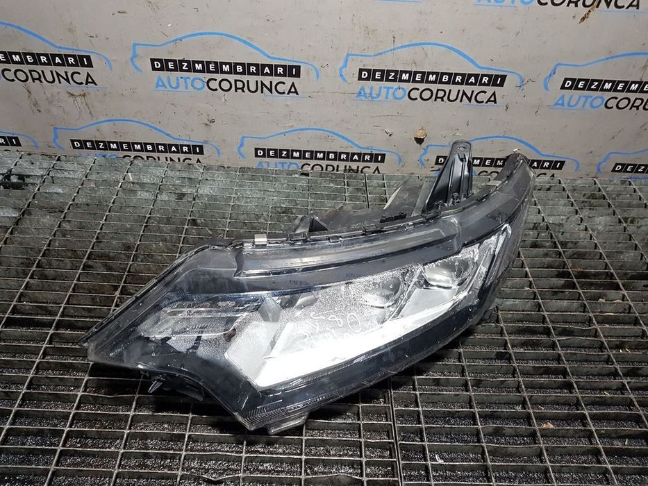 Far Stanga Mitsubishi Outlander III Facelift 2015 - 2018 SUV 4 Usi (810) Xenon