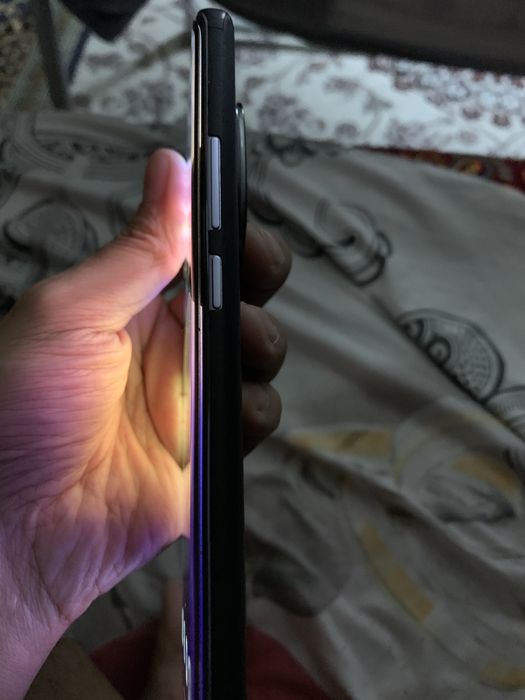 Продам телефон Redmi not 14 pro plus 5 g