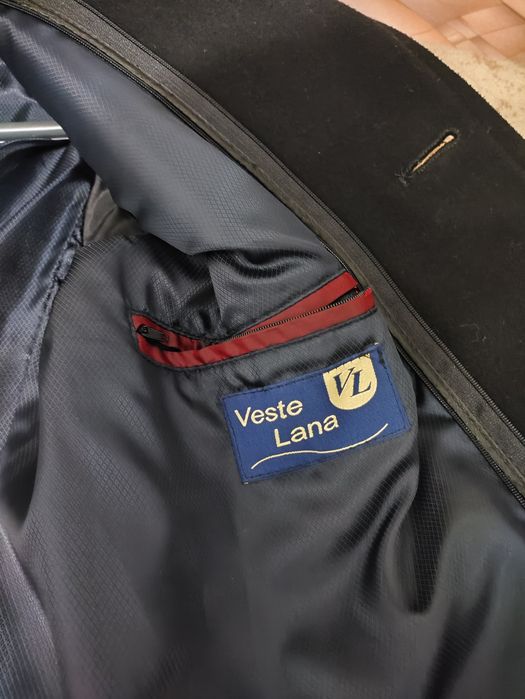 Пальто            .