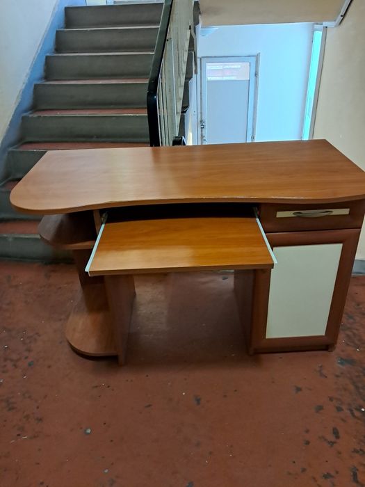 Ученическо бюро..