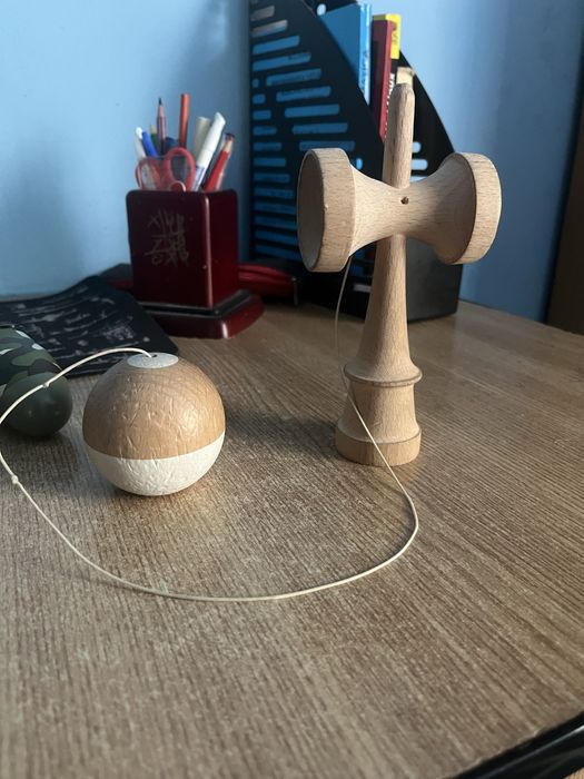 Kendama USA Contrast