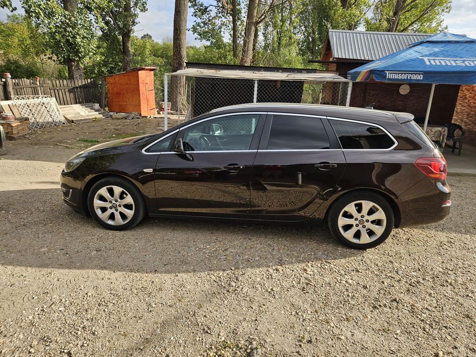 De vanzare Opel Astra Tourer
