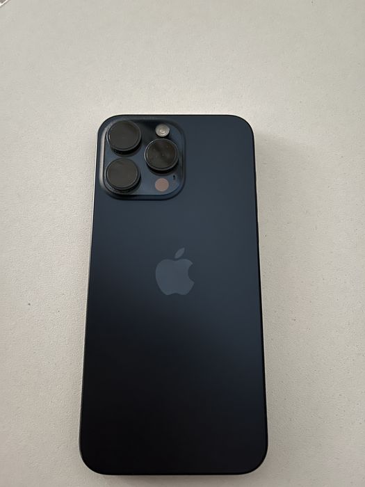 Iphone 15 pro max 87%